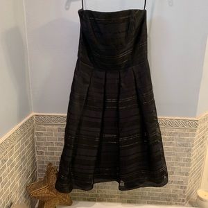 WHite House Black/Metallic Strapless A Line Dress